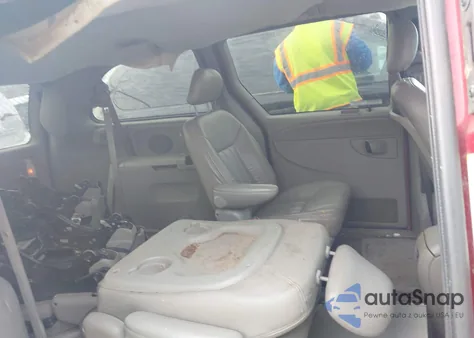 2001 Chrysler Town & Country Lxi z USA, uszkodzony, nr VIN 2C4GP54LX1R232155